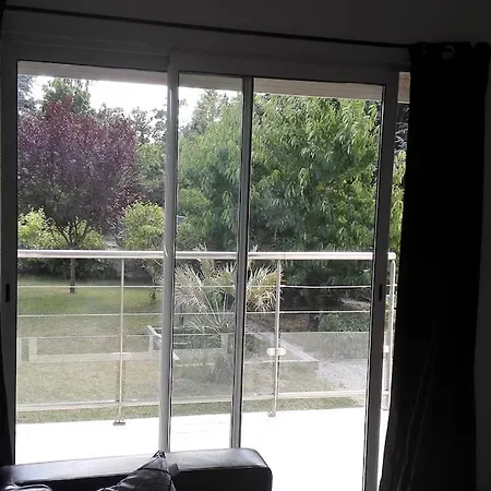 Maison Climatisee Avec Jardin. 펜션